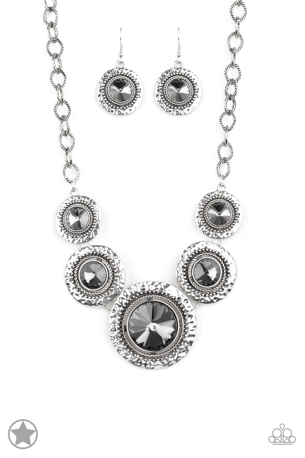 Global Glamour - Silver Necklace Paparazzi