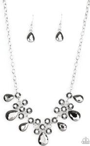 Debutante Drama silver necklace paparazzi